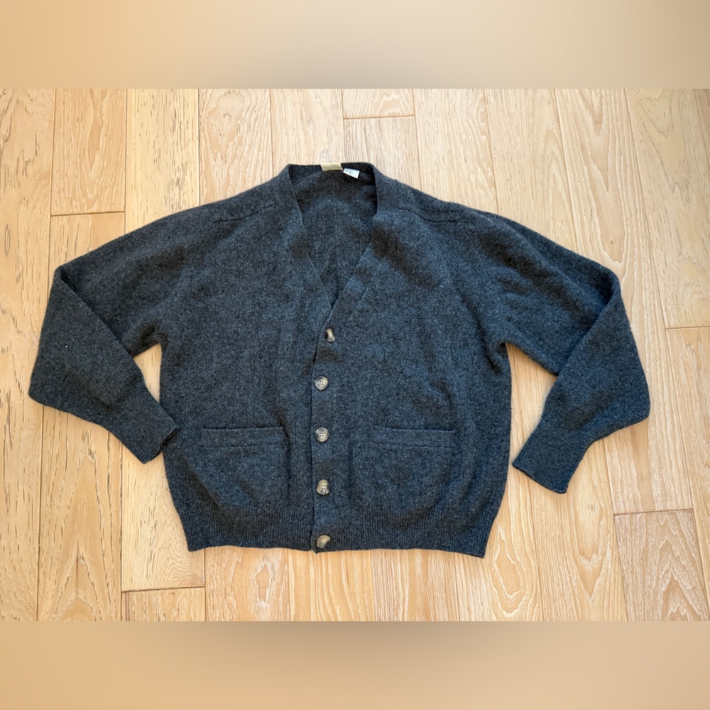 Women’s lambswool gray cardigan size XL cozy oversized boho grandpa sweater